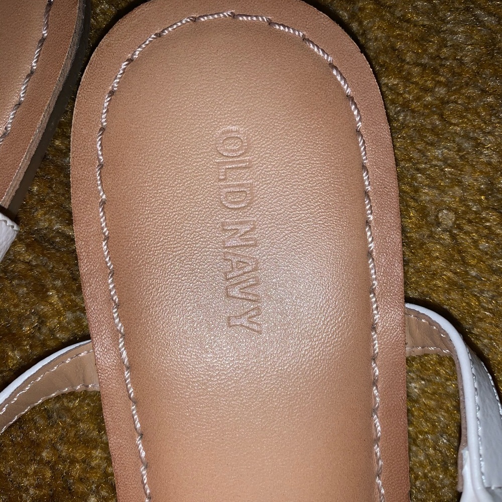 Sandals - Picture 1 of 2